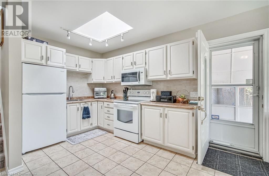 129 ONEIDA BOULEVARD Image 12