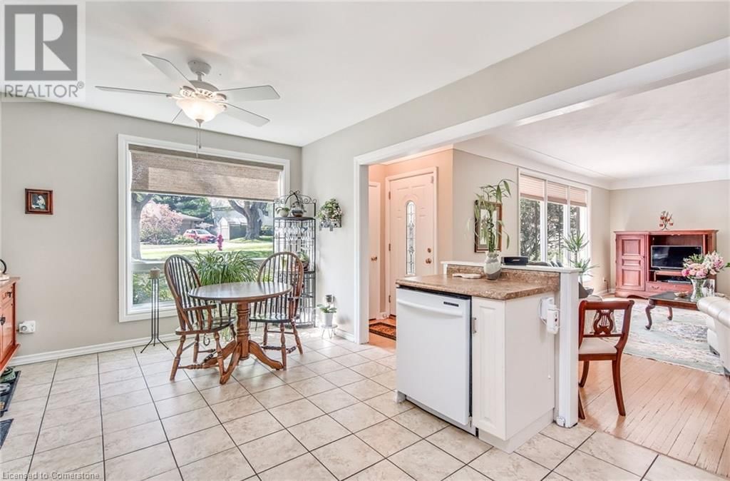 129 ONEIDA BOULEVARD Image 16
