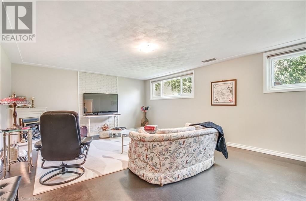 129 ONEIDA BOULEVARD Image 37