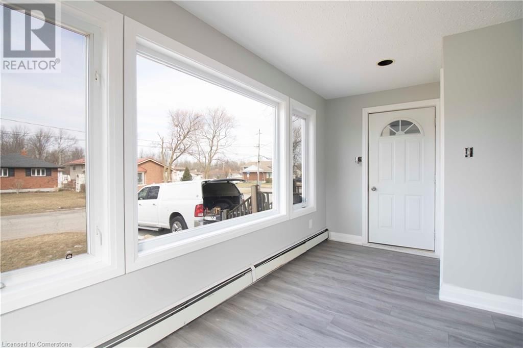 393 BOWEN ROAD Image 2