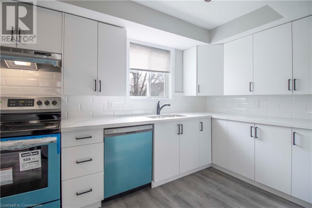 393 BOWEN ROAD Image 26
