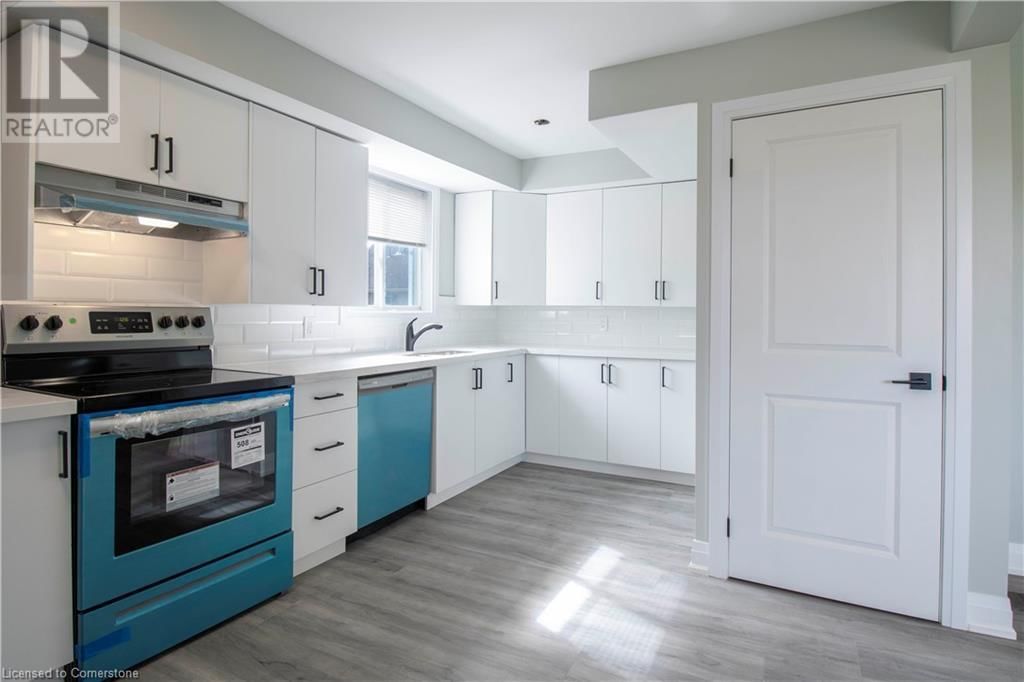 393 BOWEN ROAD Image 28