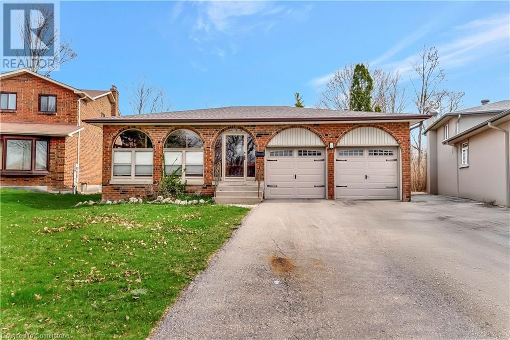 43 CURTIS DRIVE Image 1