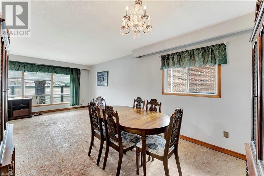 43 CURTIS DRIVE Image 16