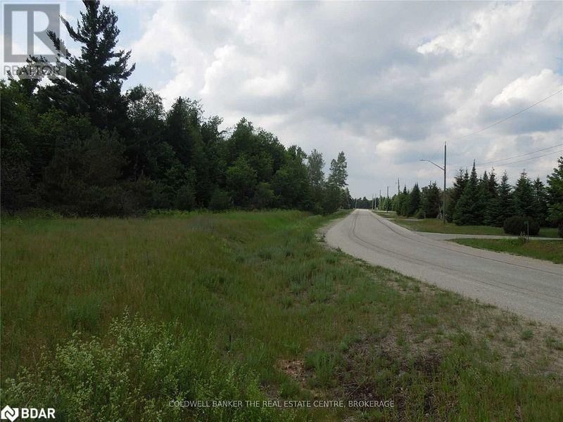 6 TIOGA BOULEVARD Image 3