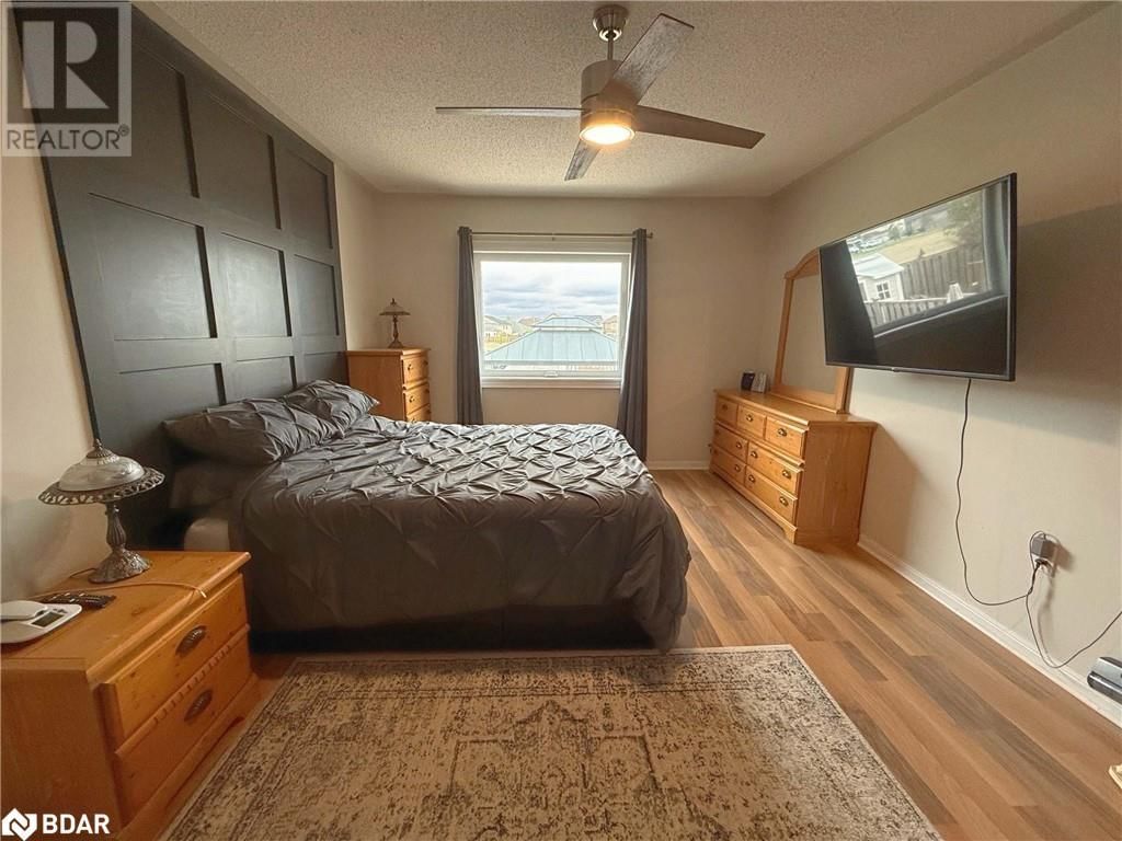 144 MAPLEWOOD DRIVE Image 22