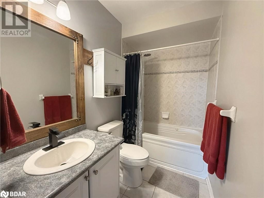 144 MAPLEWOOD DRIVE Image 24