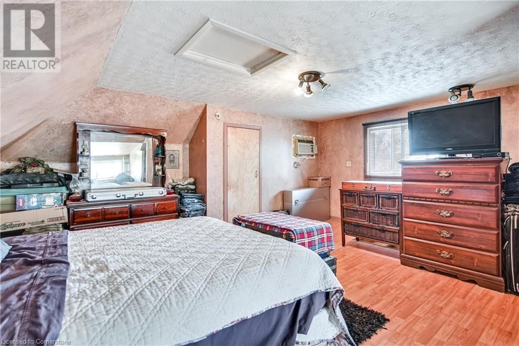 4674 RYERSON CRESCENT Image 14