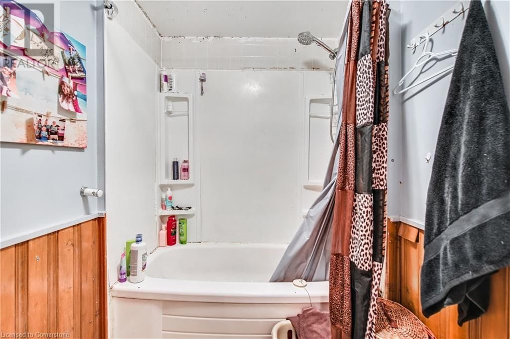 4674 RYERSON CRESCENT Image 21