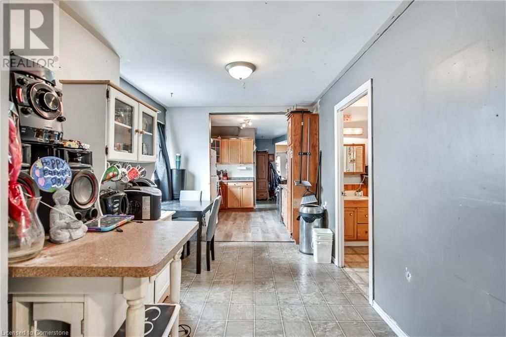 4674 RYERSON CRESCENT Image 23