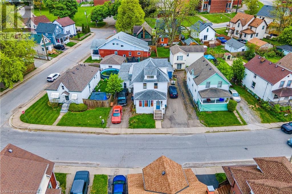 4674 RYERSON CRESCENT Image 36