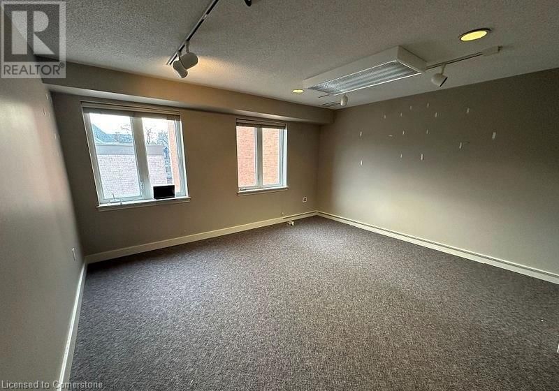 204 - 442 BRANT STREET Image 11