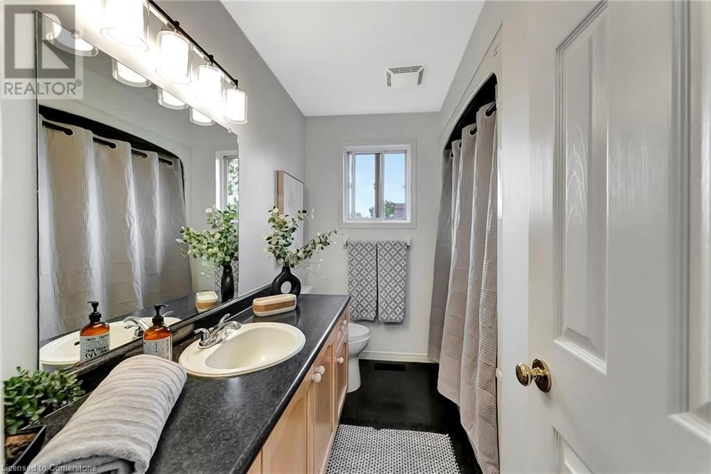 4969 ALEXANDRA AVENUE Image 23
