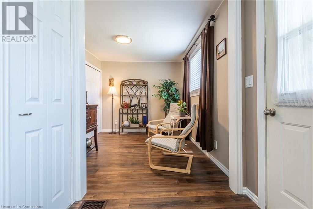 2683 ROUND LAKE ROAD Image 18