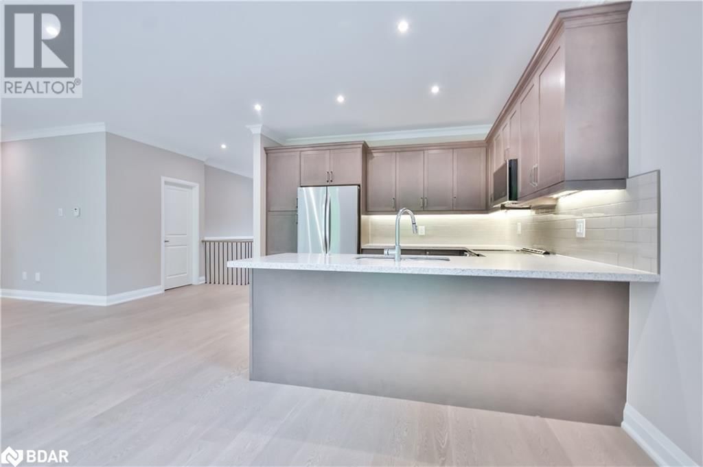 433 RUSS HOWARD DRIVE Image 11