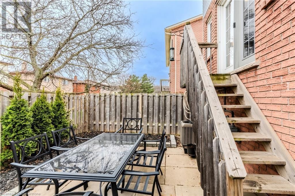 18 - 29 HERITAGE DRIVE Image 45