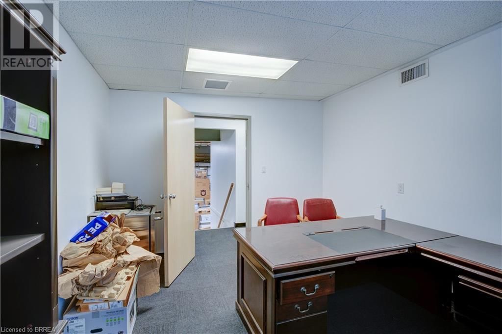 37 ADAMS BOULEVARD Image 15