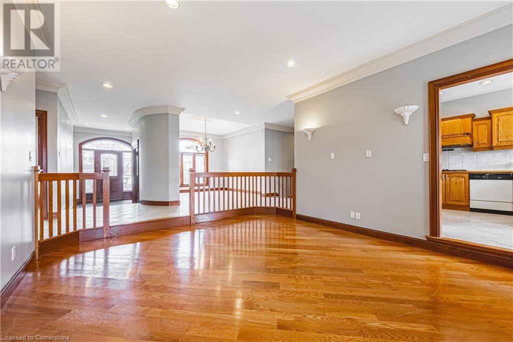 388 HEMLOCK AVENUE Image 10