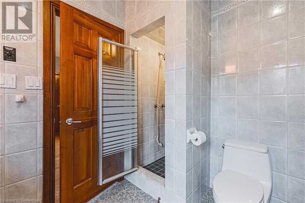 388 HEMLOCK AVENUE Image 29