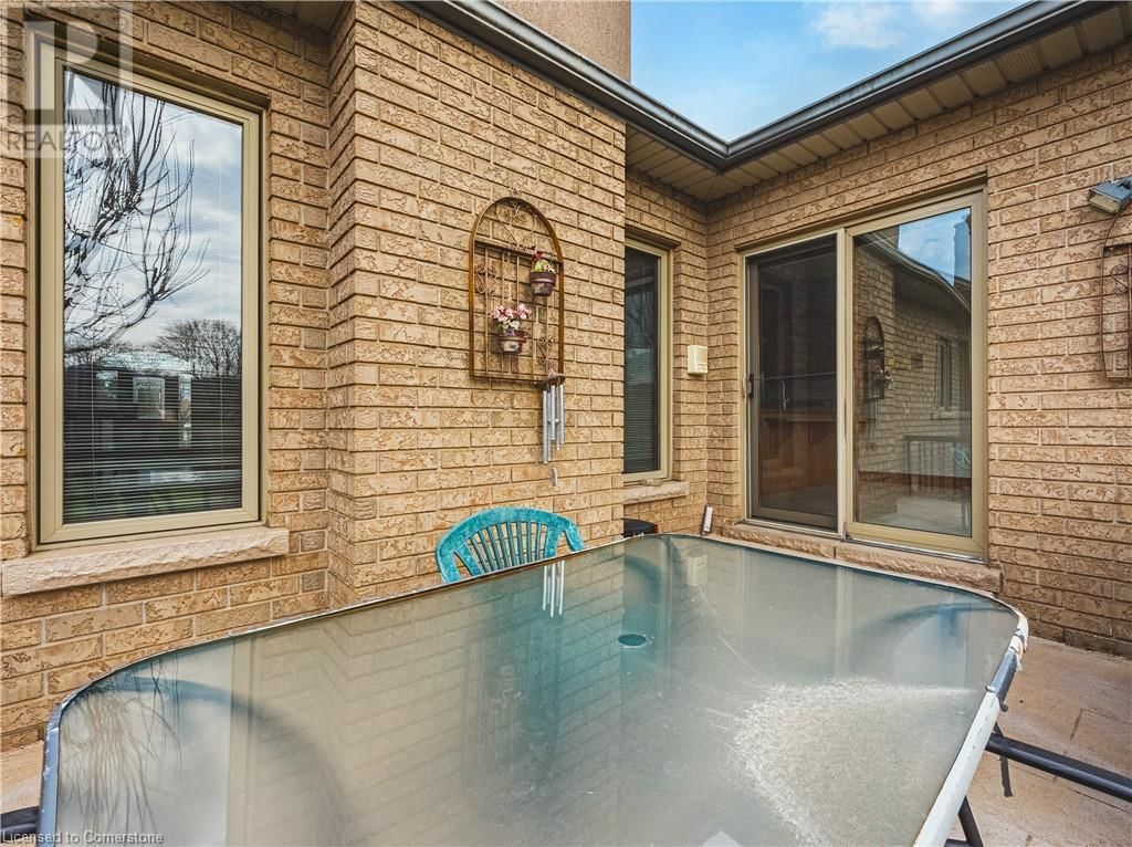 388 HEMLOCK AVENUE Image 39