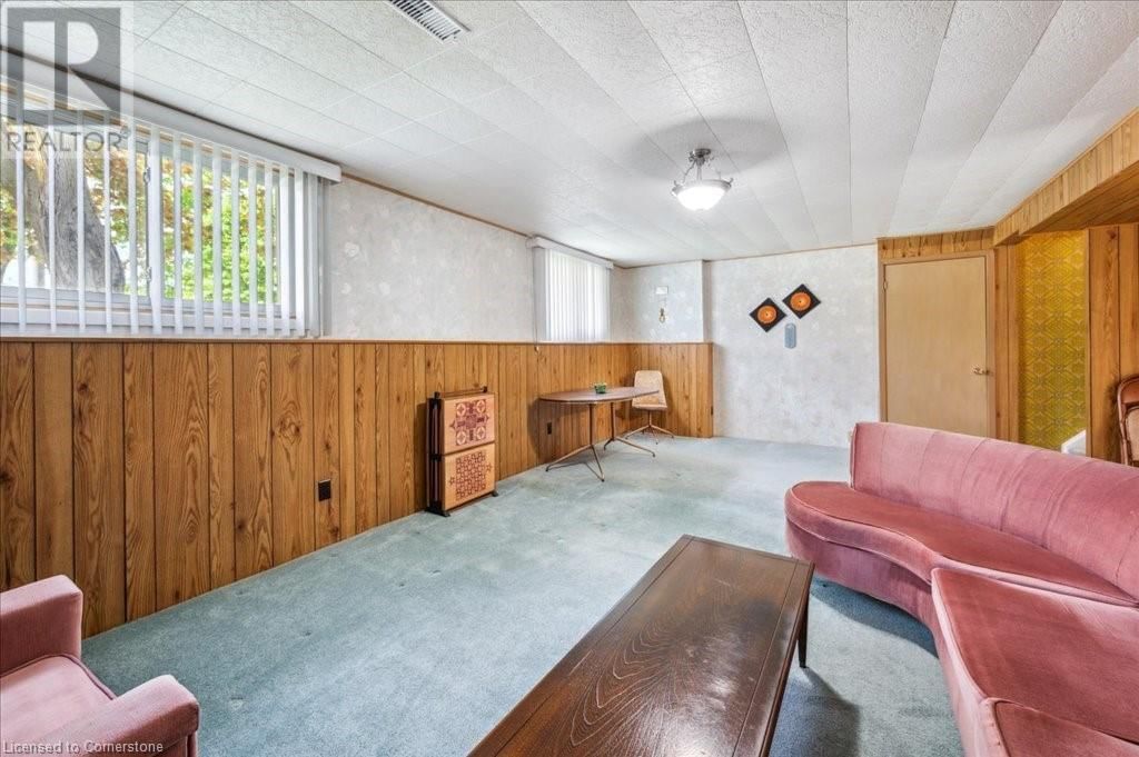 148 PEPPERWOOD CRESCENT Image 32