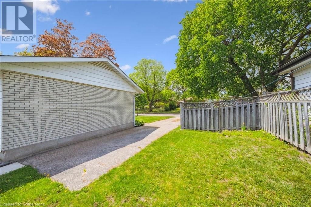 148 PEPPERWOOD CRESCENT Image 39