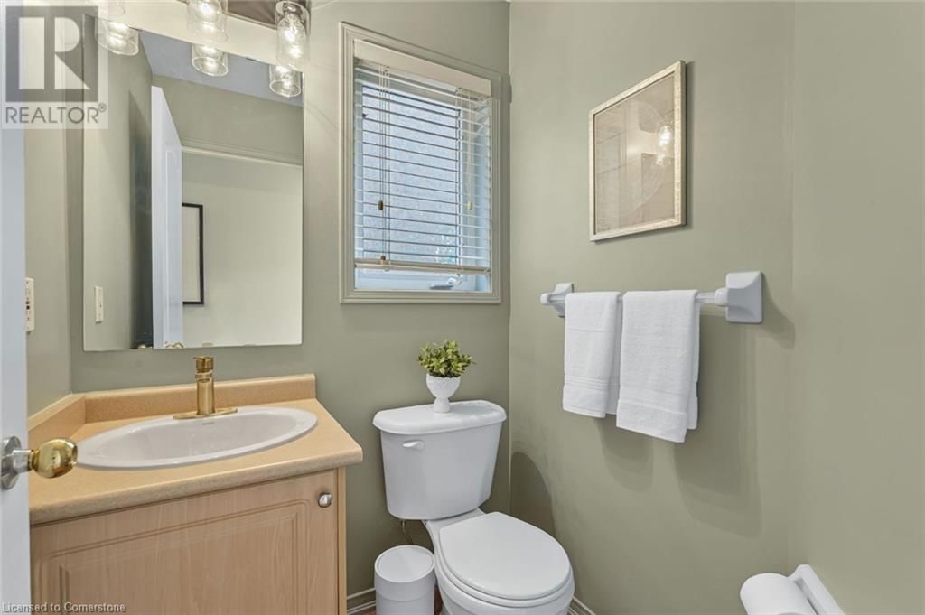 82 - 1489 HERITAGE WAY Image 3