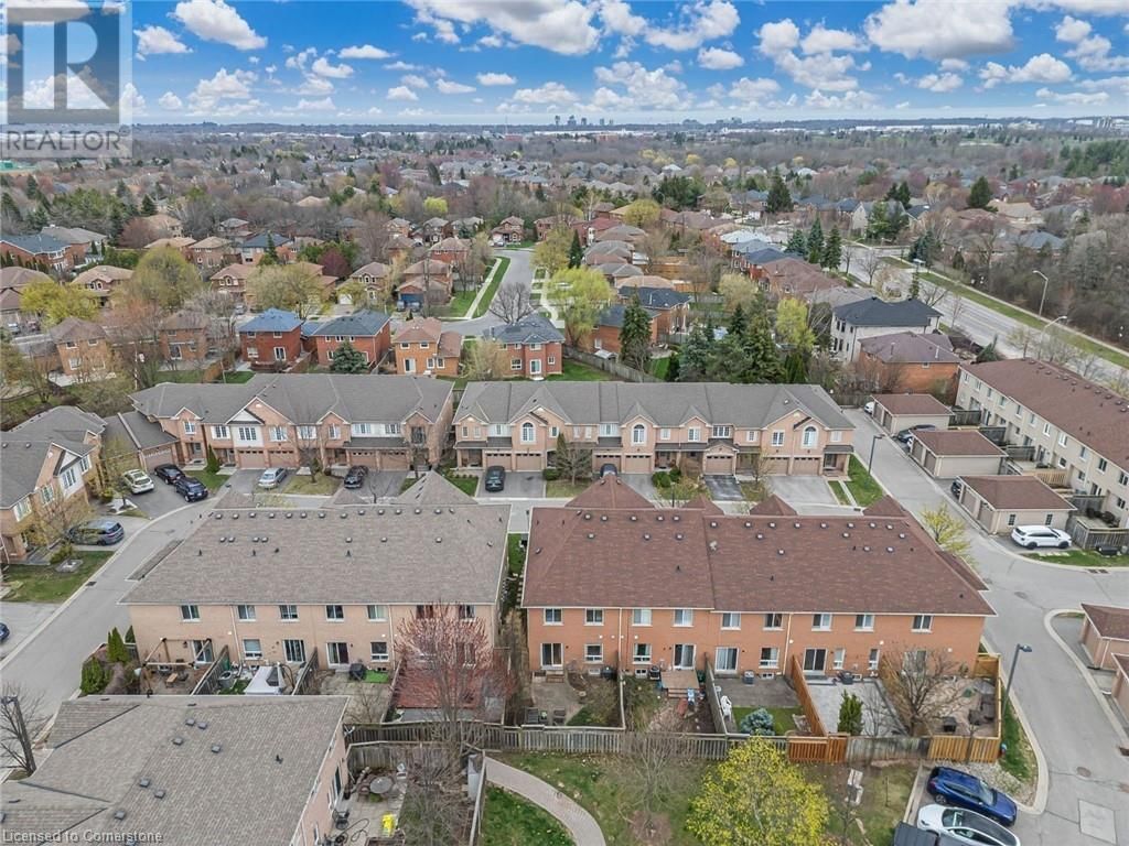 82 - 1489 HERITAGE WAY Image 37