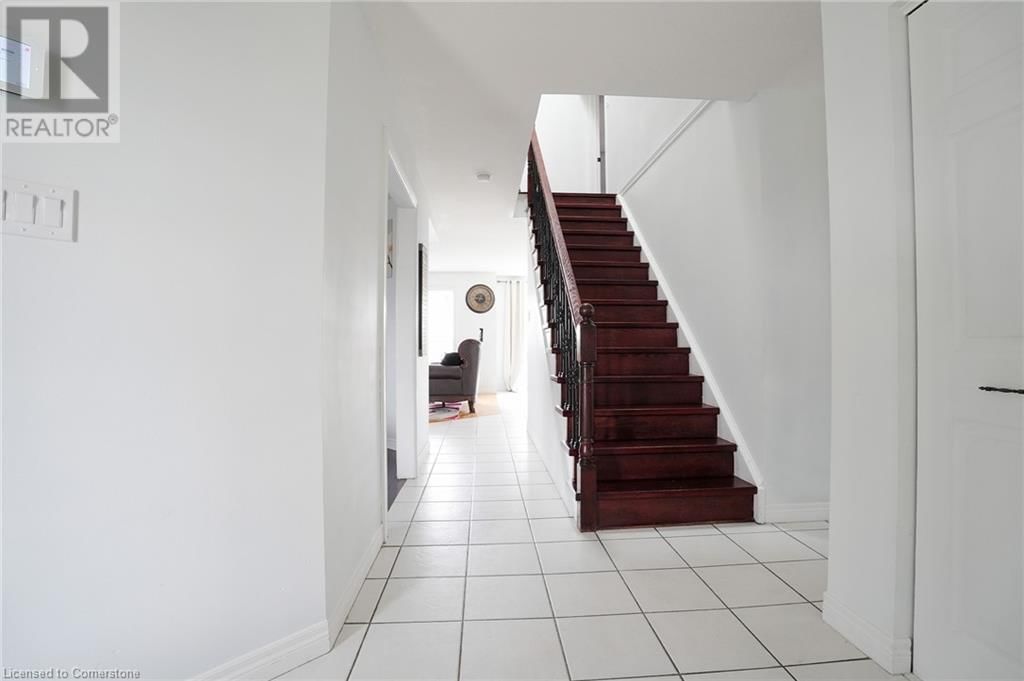 76 COUNTRY CLUB DRIVE Image 13