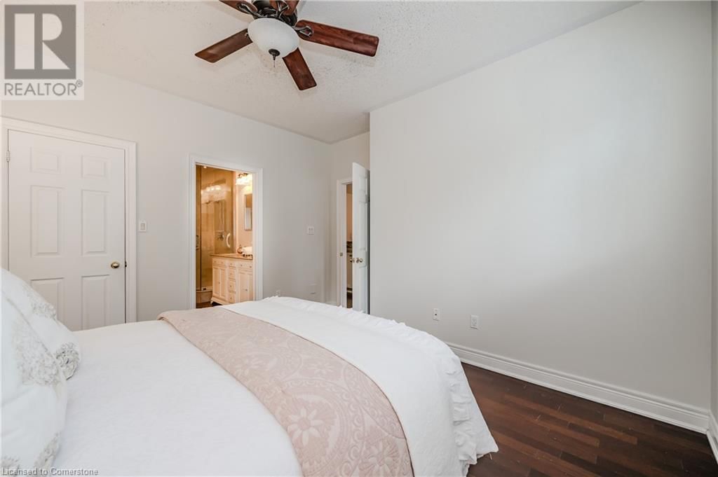 2946 SINGLETON COMMON Image 13