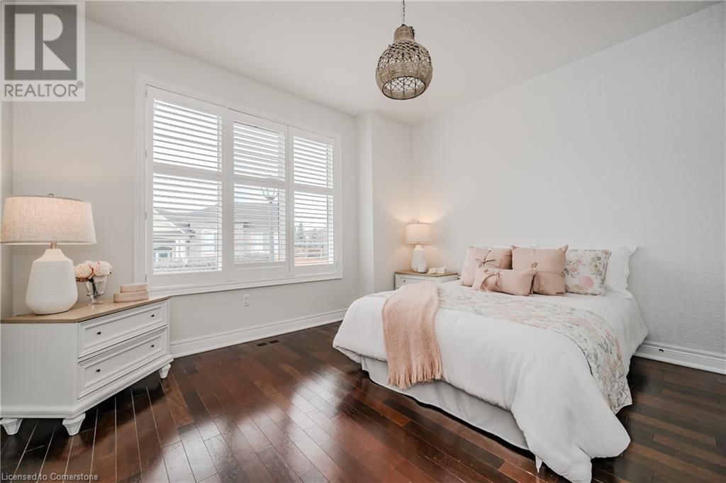 2946 SINGLETON COMMON Image 16