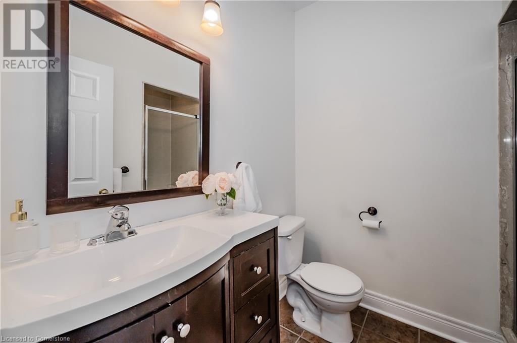 2946 SINGLETON COMMON Image 18