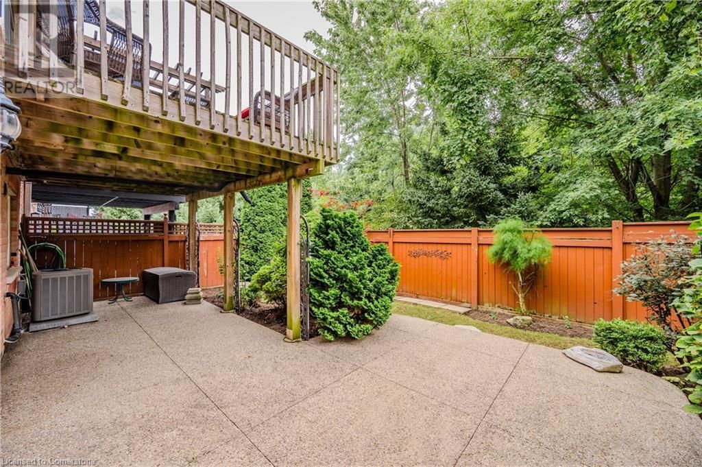 2946 SINGLETON COMMON Image 26