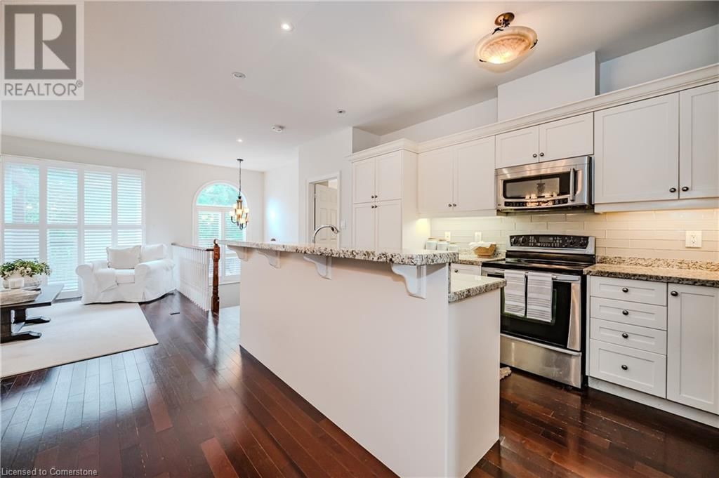 2946 SINGLETON COMMON Image 7