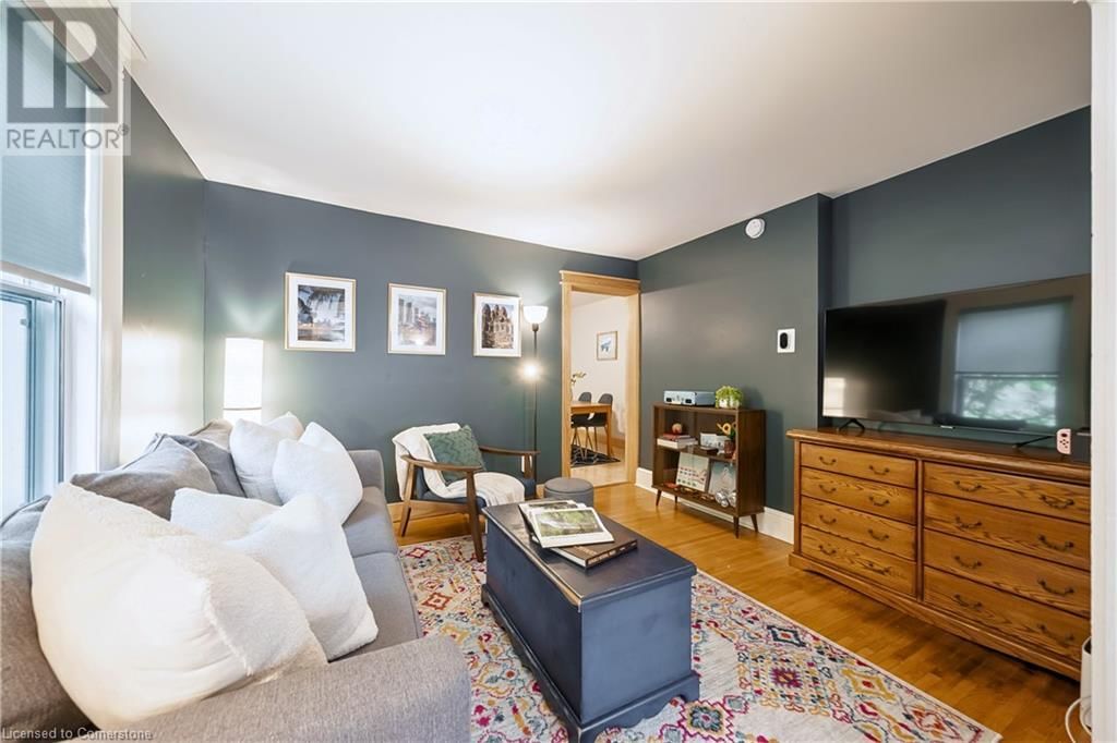 264 HOLTON AVENUE SOUTH Image 6