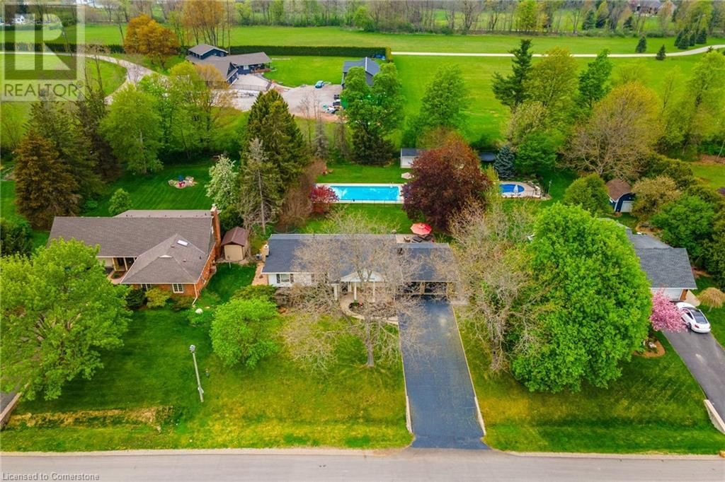 13 WOODEND DRIVE Image 2