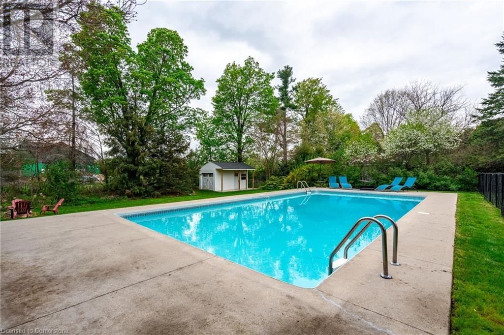 13 WOODEND DRIVE Image 44