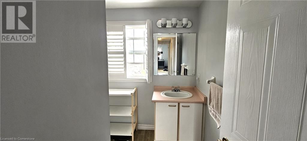 24 HARTLEY COURT Image 8