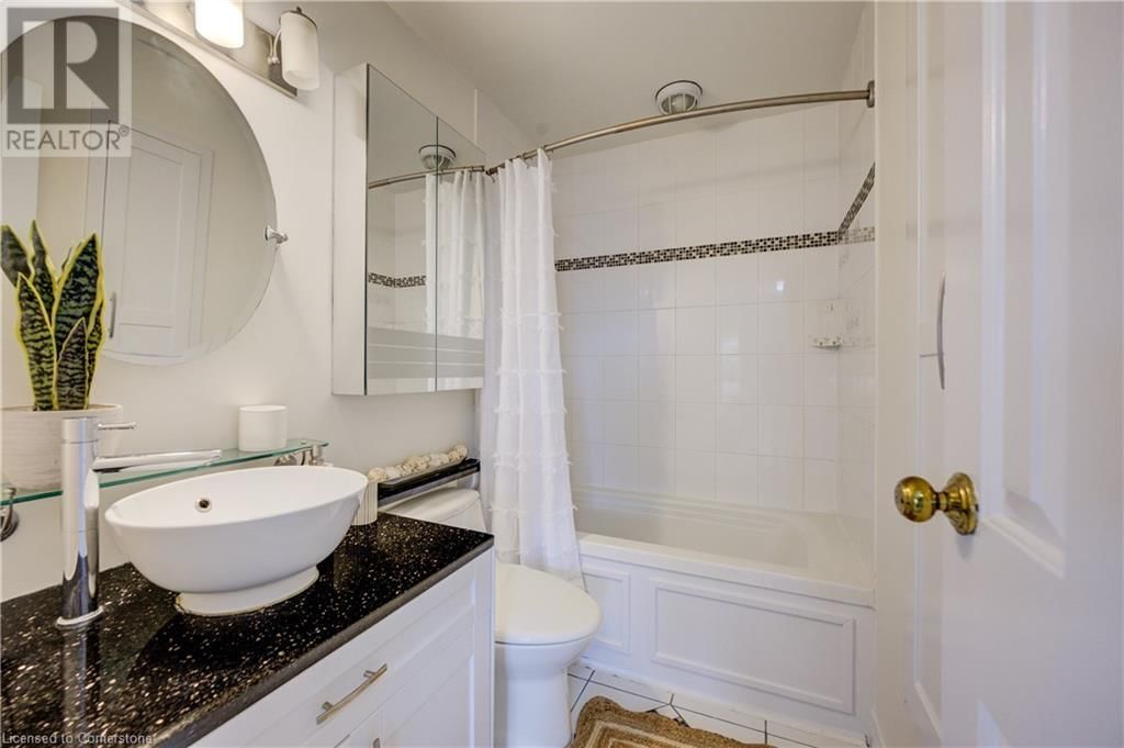 9 - 331 NORTHLAKE DRIVE Image 31