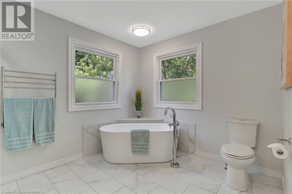10 HUNTINGWOOD COURT Image 21