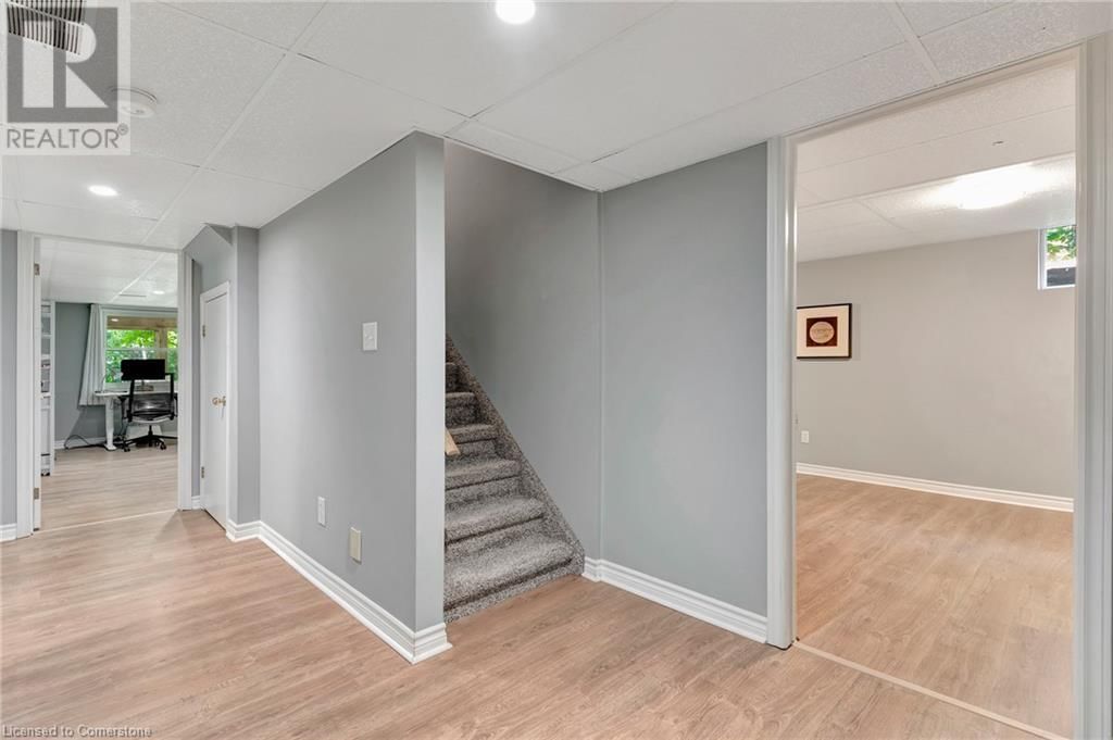 10 HUNTINGWOOD COURT Image 29
