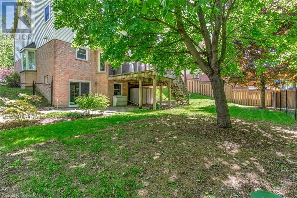 10 HUNTINGWOOD COURT Image 40