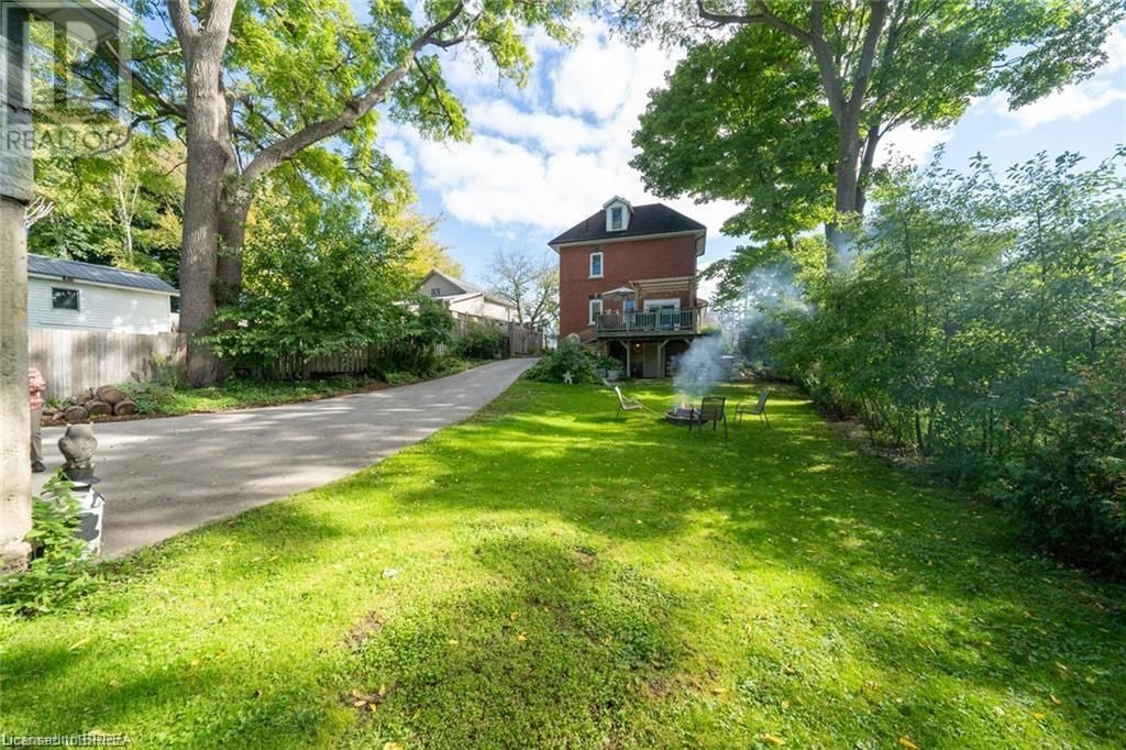 284 COLBORNE STREET NORTH Image 10