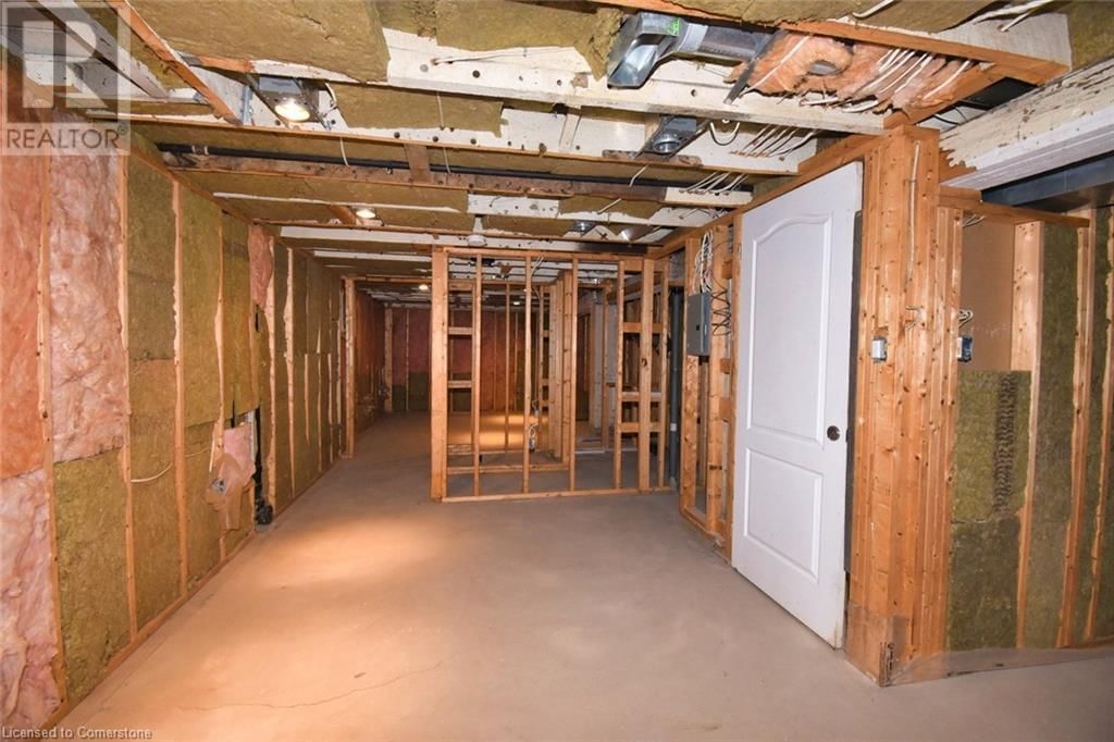 324 ABERDEEN AVENUE Image 32