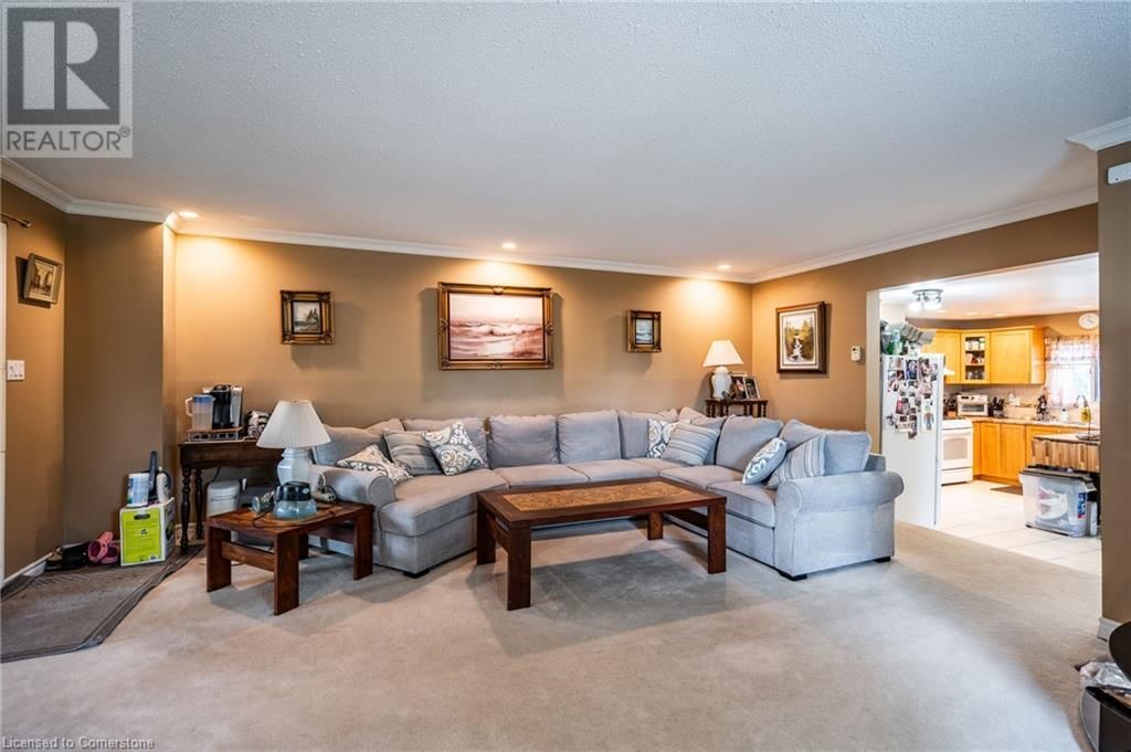 12 ROSSMORE AVENUE Image 17