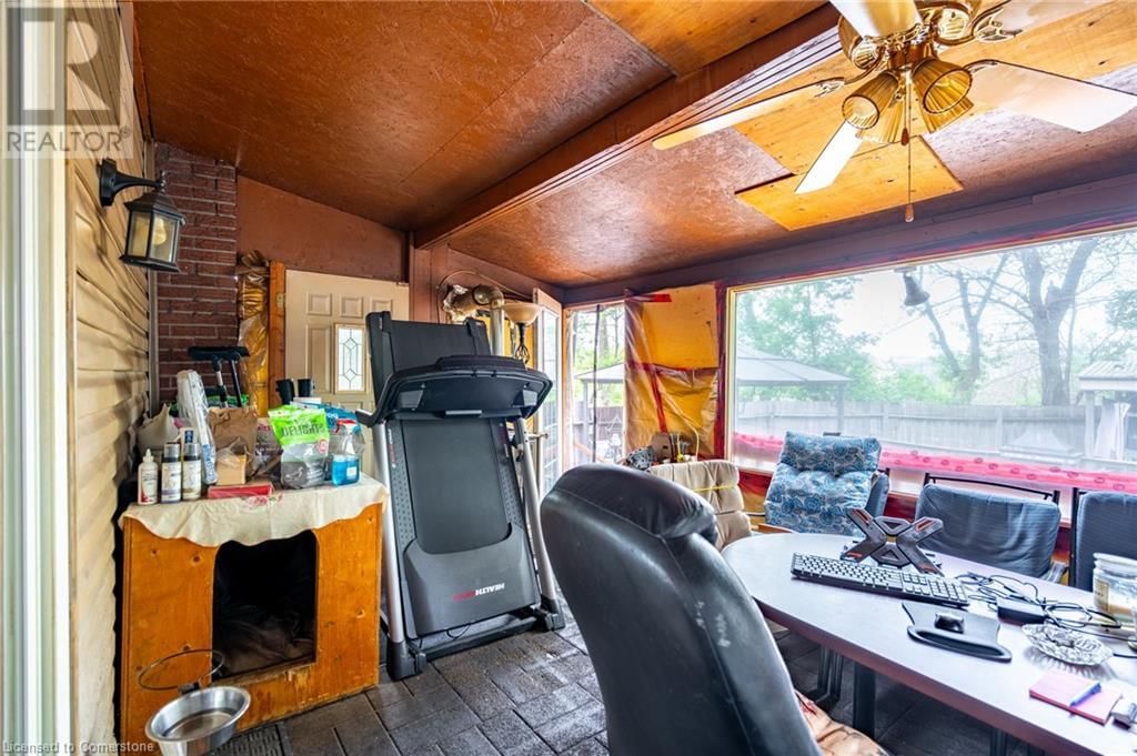 12 ROSSMORE AVENUE Image 18