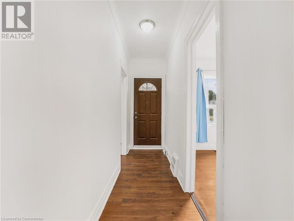 42 ELLIS AVENUE Image 2