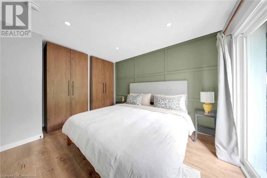 211 CONNAUGHT STREET Image 15