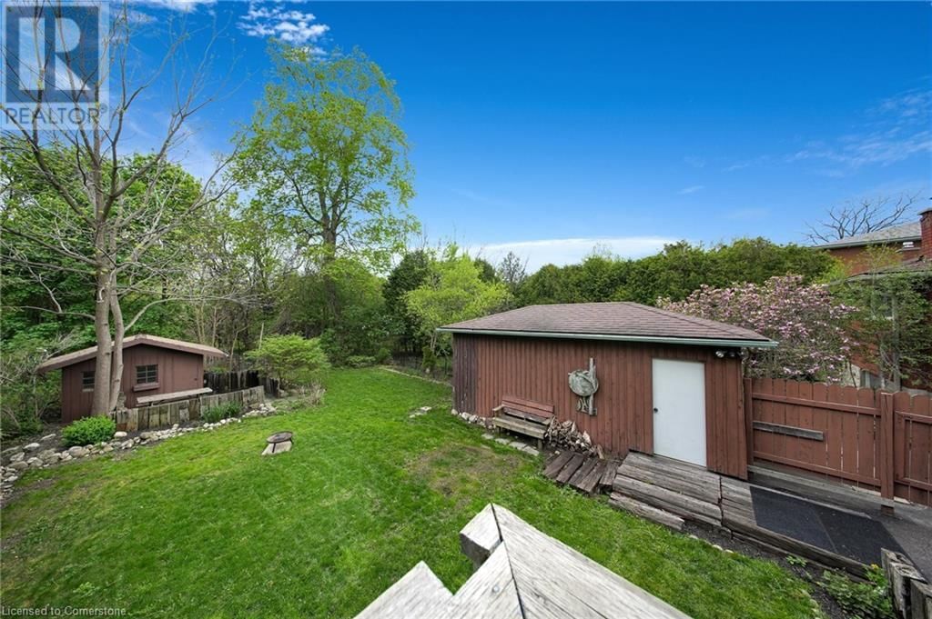 211 CONNAUGHT STREET Image 29