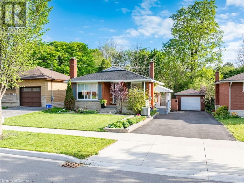 211 CONNAUGHT STREET Image 35